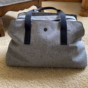 Lululemon gym bag